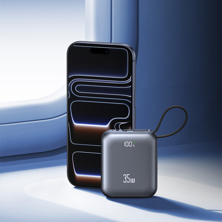 پاوربانک 35 وات یوسمز مدل CD261 ظرفیت 10000 میلیآمپرساعت